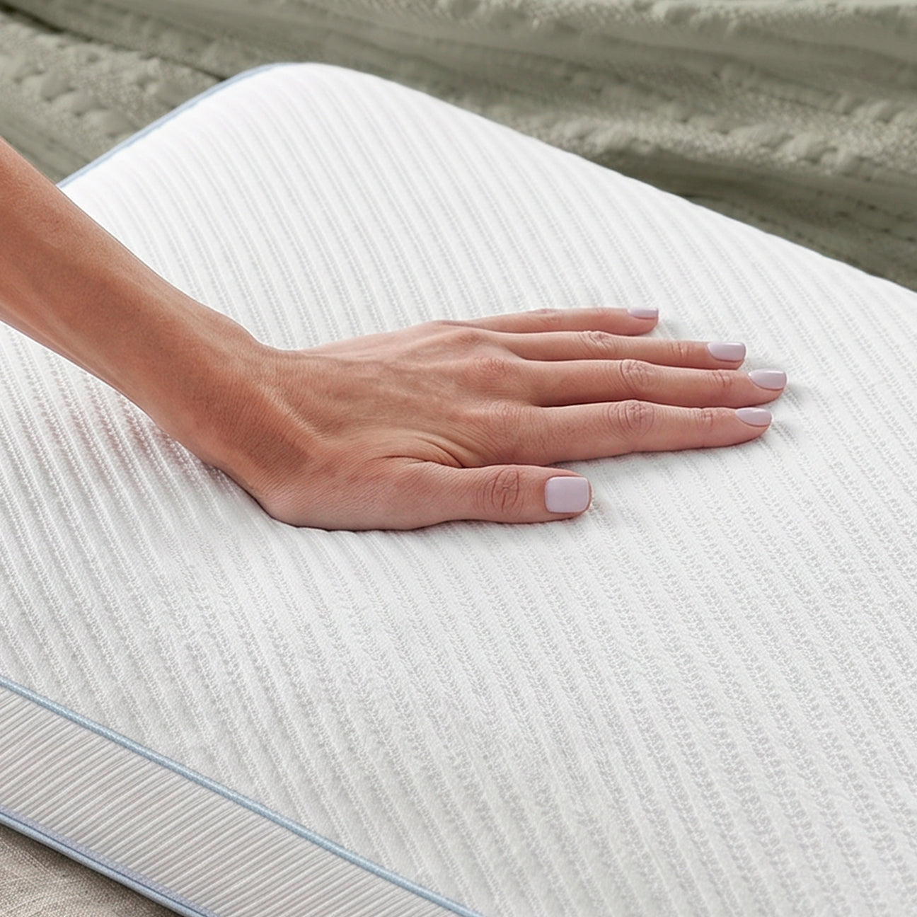 Luxe Comfort Mini Cushion & Gel Memory Foam Pillow with Green Tea Cover