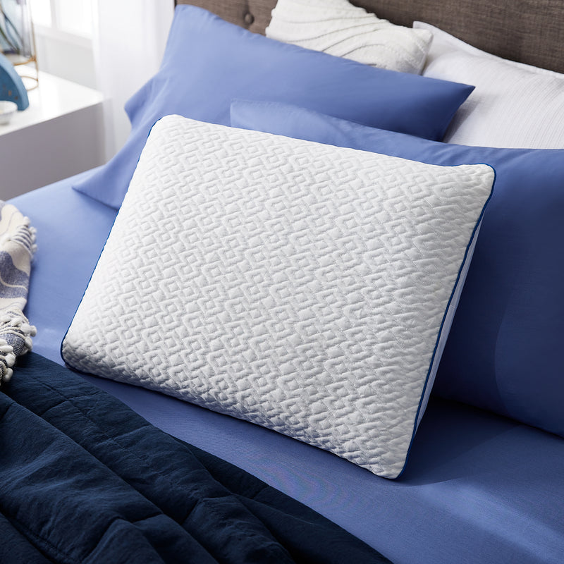Gel memory top foam cushion